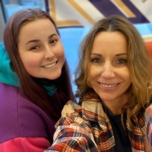 Meet your Posher, Holly